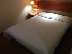 -如家酒店(成都春熙路339红星桥地铁站店)