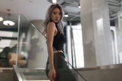 -变画·发型STUDIO