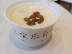 -新侨三宝乐面包店(崇文门店)