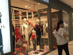 -MO&Co.(龙之梦购物公园店)