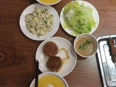 -清真吴记门钉肉饼·喜多利