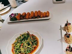 -巴特餐饮6加1音乐餐吧·新疆菜