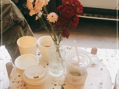 -Cafe on warm(丹霞店)