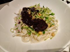 -皇城根·鲁菜济南菜·吊炉烤鸭·炒鸡鱼头(济南旗舰店)