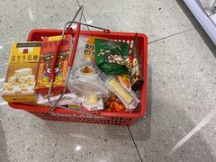 -好特卖HotMaxx(杭州滨江宝龙城店)
