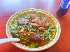 -金杨拉面王小吃面馆·牛三宝面·红烧牛肉粉