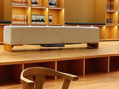 -漕河泾街道图书馆(漕河泾社区文化活动中心店)