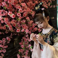 -盘子女人坊古装写真摄影(厦门总店)