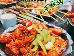 -阿郎龙虾烧烤海鲜馆(苏河融景店)