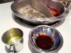 鸳鸯锅底-憨铁匠老火锅(龙岗万科里店)