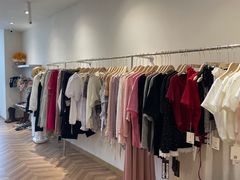 -眷顾自助服装工作室(中南金石国际广场A座店)