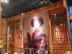 -老滇山寨•云南特色菜•地方菜•民族风情歌舞表演(金碧店)