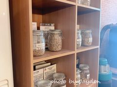 零售区-UN CAFFE(五角场店)