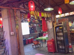 -鱼窝棚柴火铁锅炖(富山屯店)