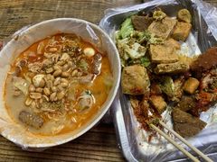 -二钢串叔麻辣烫(华龙大厦店)