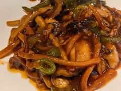 -南京金牛湖巨碗鱼头