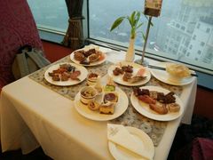 -东方豪景花园酒店·怡景旋转餐厅