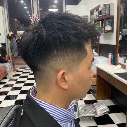 -MARTIN'S BARBER SHOP男士理发馆