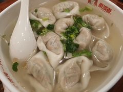 鲜肉虾仁馄饨-南城香(欧陆经典万兴苑店)