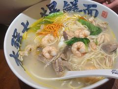 -李犟大爆鳝面·手工蟹黄包(湖滨西湖店)