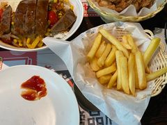 -酷公社·榴莲披萨(太原街店)
