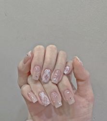 -悦指间美甲美睫美肤