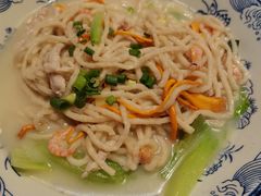 -龙桥私厨·姜花菊花过桥鱼·顺德菜(容桂店)