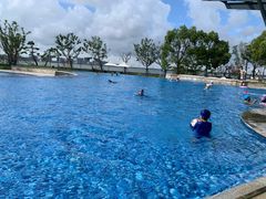 -上海滴水湖皇冠假日酒店