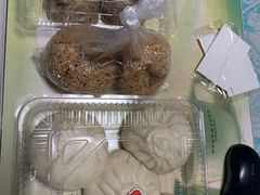 -白玉兰食品甜凤店(合生汇店)