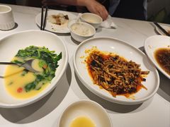 -羲和雅苑•北京烤鸭(国贸商城店)