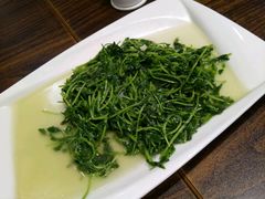 -裕记烧腊连锁餐饮(国商分店)