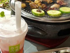 -围炉肉舍•炭烤活鳗•丹东海鲜烤肉(步行街店)