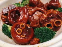 特色酱香猪脚-乾隆美食·本帮菜(黄河路店)