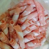 馋火锅好久了附近海底捞火锅店还没有开门，只能自己先解