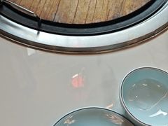 -人民公社铁锅炖·东北菜(卫国道店)