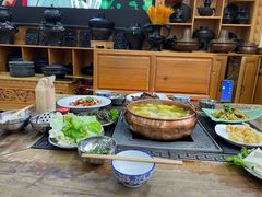 -三锅莊·牦牛肉火锅·香格里拉特色藏餐宴请餐厅(菱角塘路店)