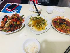 -满口香饭店