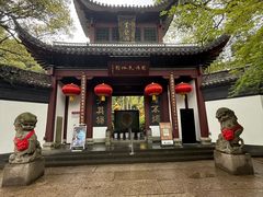 -杭州黄龙洞