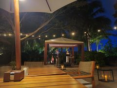 -三亚艾迪逊酒店·海滩烧烤 BARBACOA·现场乐队·浪漫晚餐·烧烤海鲜