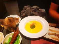 -牛YO寿喜烧·铁板烧和牛火锅自助(市府恒隆店)