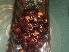 -八府香鸭·啫啫煲(华山路店)