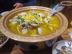 金汤菊花鲈鱼-老滇山寨•云南特色菜•地方菜•民族风情歌舞表演(金碧店)