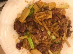 凤胗炒河粉-潮喜竹溪荔湖酒家(荔枝湾店)