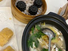 -万山楼海鲜酒家·二十三年老字号
