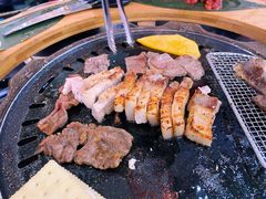 原味黑五花肉肉厚切-玄希浪漫厨房·韩料烤肉(湖滨银泰in77店)
