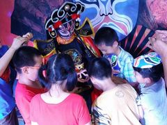 川剧变脸表演芙蓉门川戏茶馆(成都武侯祠变脸演出)-芙蓉门·川剧变脸长嘴壶茶艺茶文化表演研学