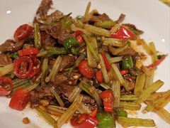 -鄱阳湖·江西小炒·瓦罐煨汤(五道口店)