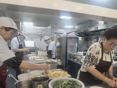 -老西白点心店