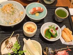 -龙悦湾酒家·八阵鱼生·渔人码头店