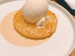 烤菠萝冰淇淋-赤坂亭·M9和牛烧肉·铁板烧·日料398放题(长泰广场店)